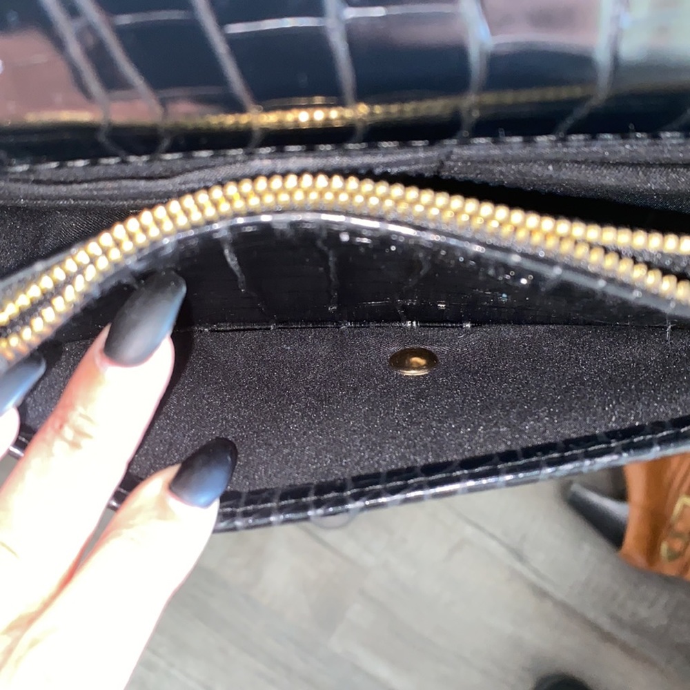 😍😍Brand new Black Bebe purse/clutch 😍😍 - Picture 7 of 10